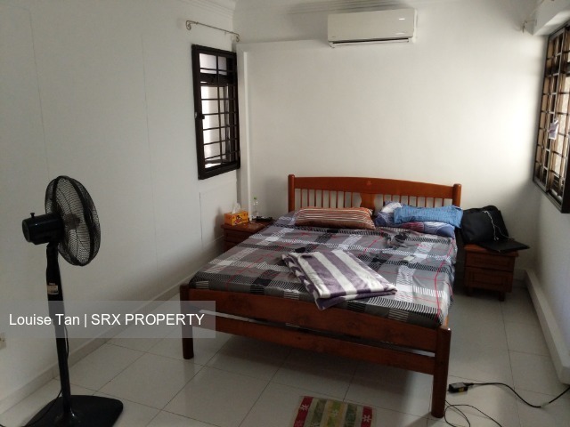 Jurong West Street 65 thumbnail photo